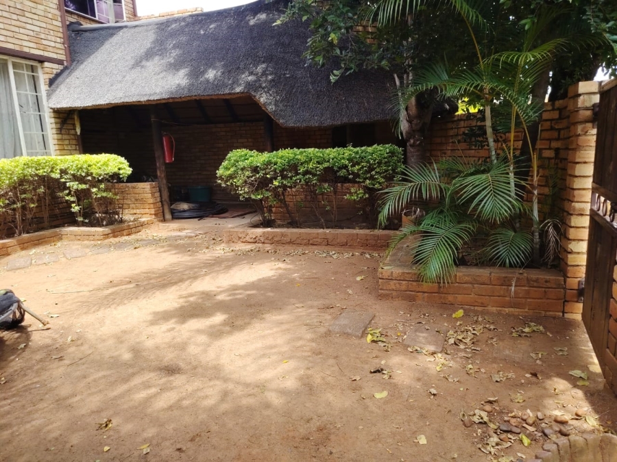 3 Bedroom Property for Sale in Safari Gardens North West
